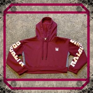 NWOT crop hoodie sz. S